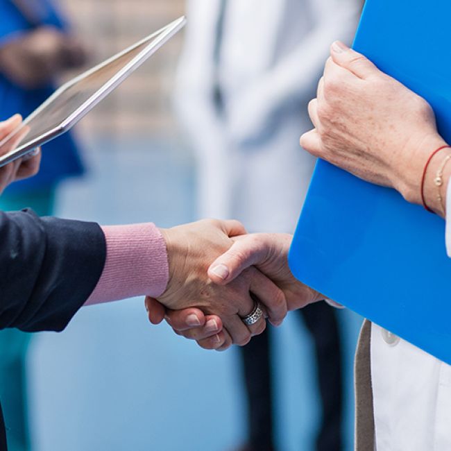 image Polepharma coorganise la transition énergétique dans le secteur de la santé le 23 juin avec Health Care Loire Valley et Smart Power 
